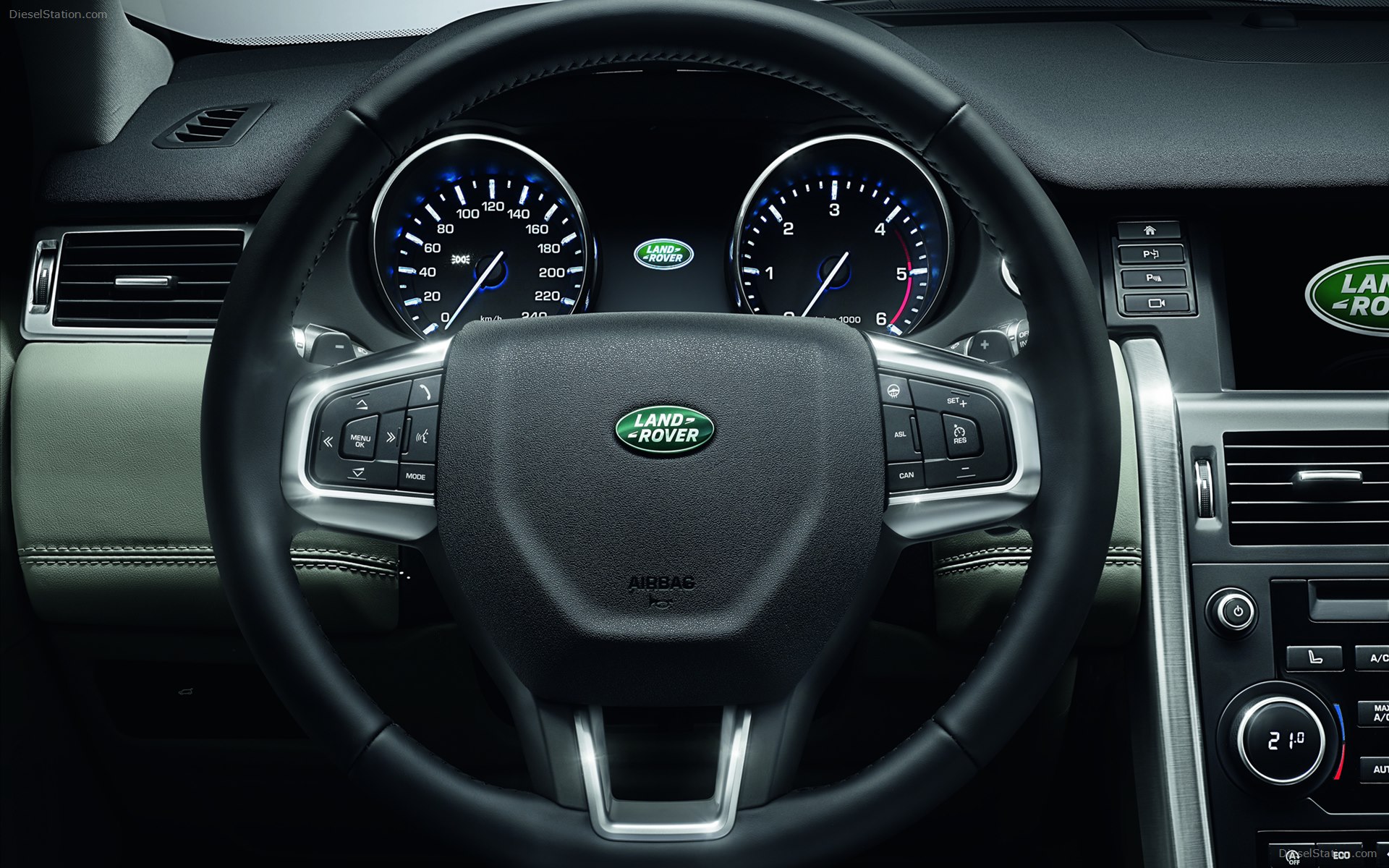 Land Rover Discovery Sport 2015